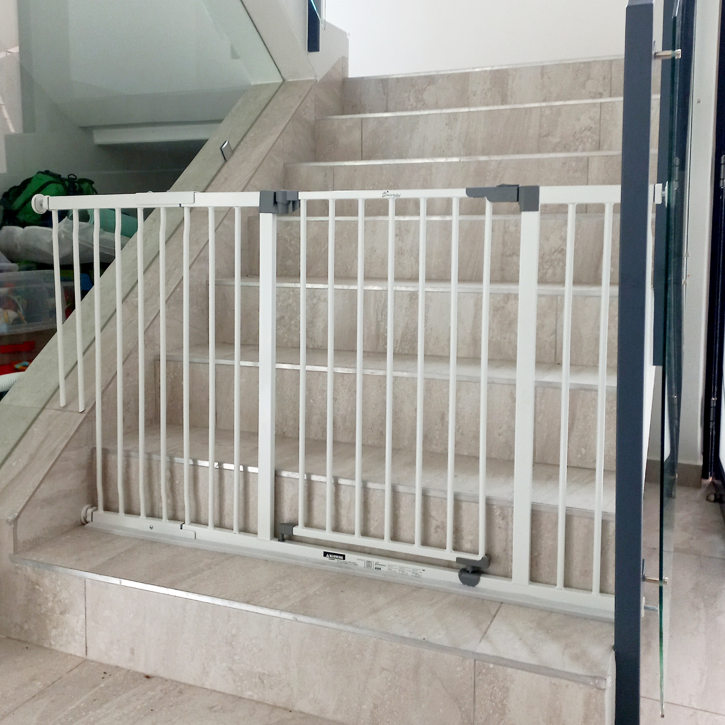 cut-the-baby-gate-to-fit